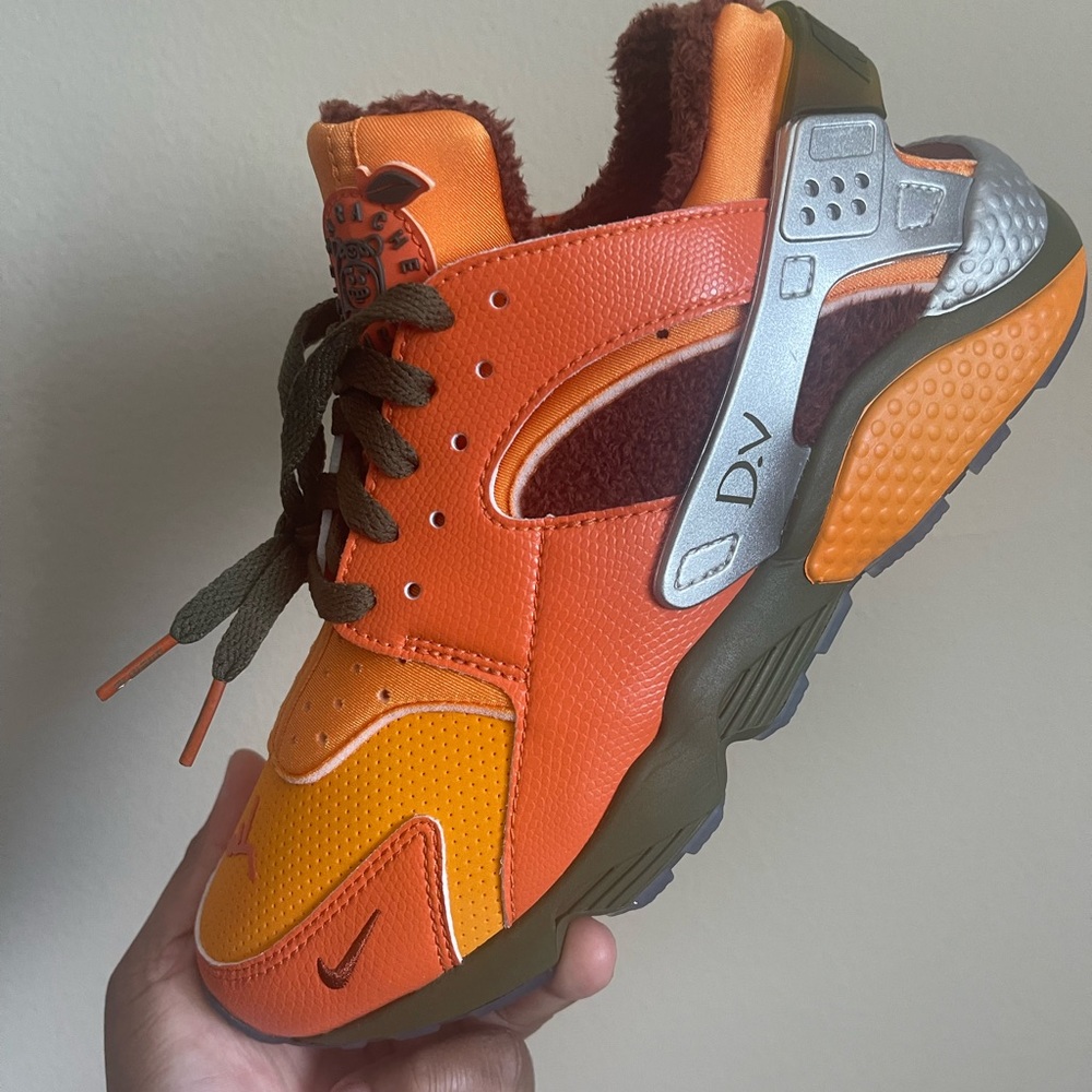 Nike Air Huarache DOERNBECHER Size: 8.5